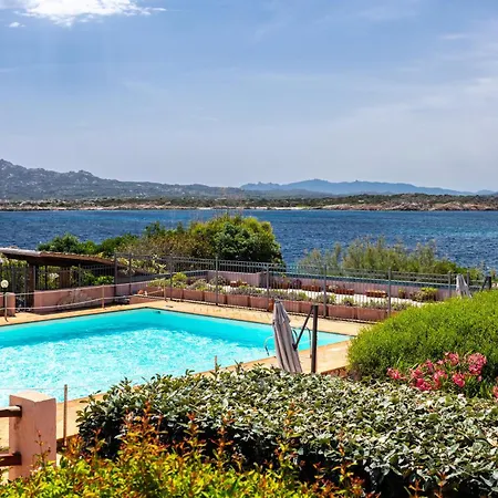 Sporting House - Pool & Tennis Club On The Sea By Homey Experience Casa Azara